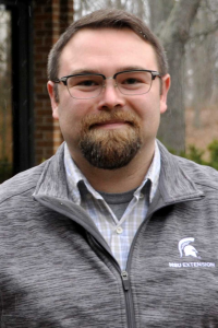 man wearing grey jacket